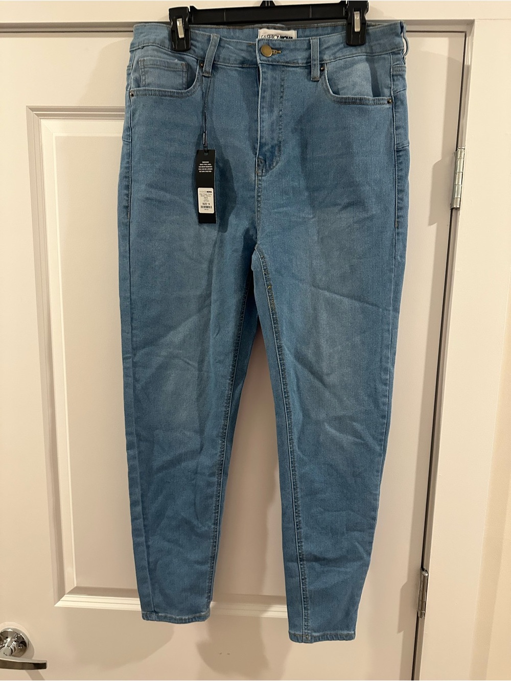 Fashion Nova Light Wash Curvy Stretch Skinny Jeans - Blue